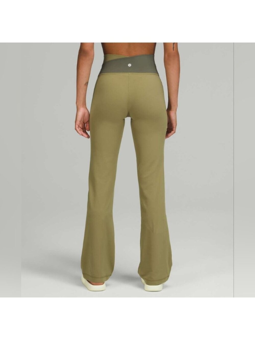 Lululemon Throwback Astro Pant Bronze Green / Medium Olive